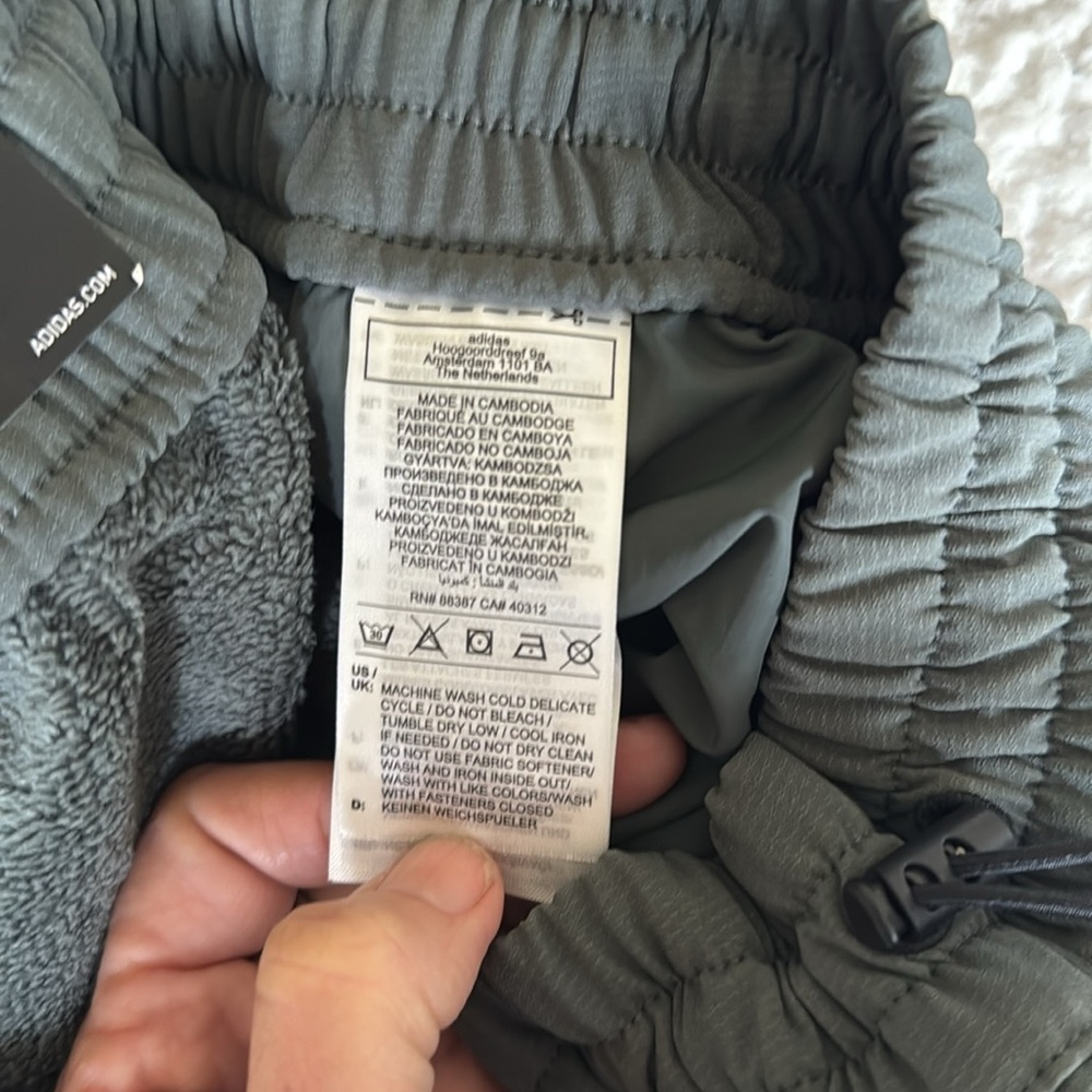 Adidas cargo pants- water wicking material - Picture 4 of 7
